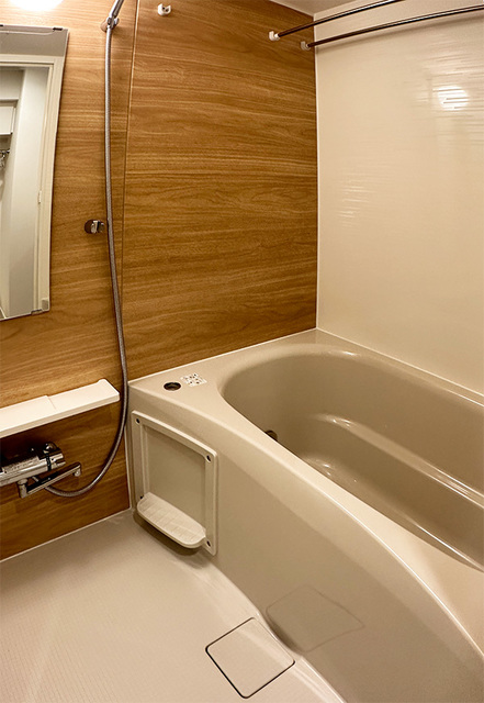 バス・シャワールーム　※写真は同タイプ住戸です。