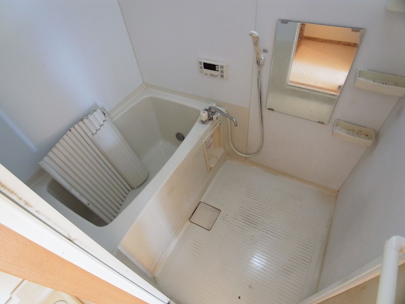 バス・シャワールーム　同一物件別部屋写真