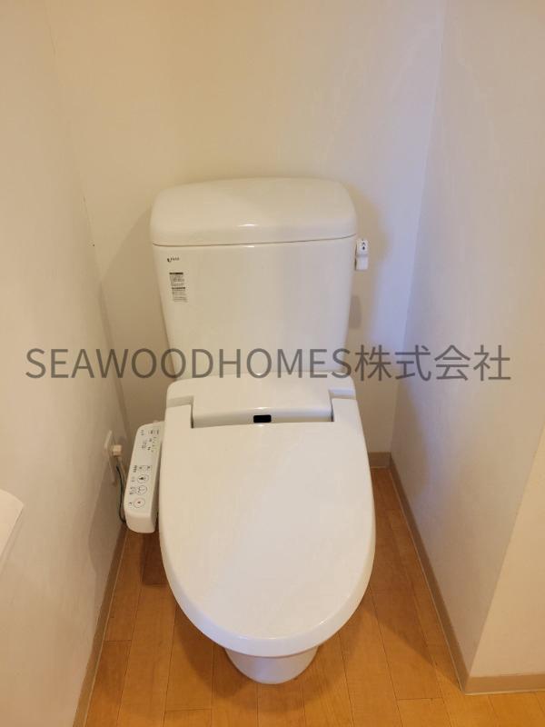 トイレ　ウォシュレット付きです♪