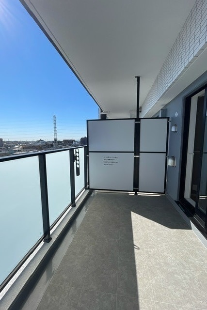 バルコニー　バルコニー