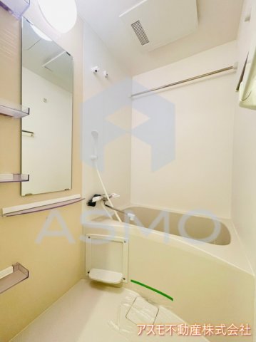 バス・シャワールーム　同マンション、別部屋参考写真