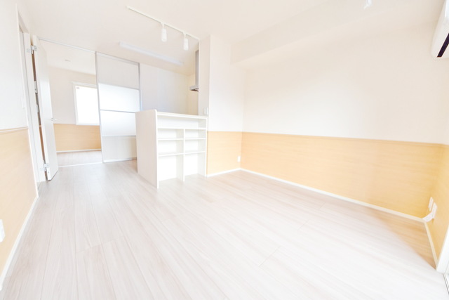 居室・リビング　～今日のご飯はなんだろなっ～