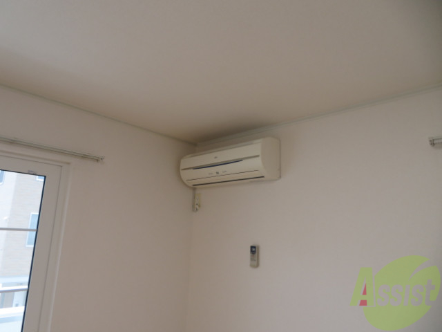 その他設備　エアコンが設置されているので快適に過ごせますよ。