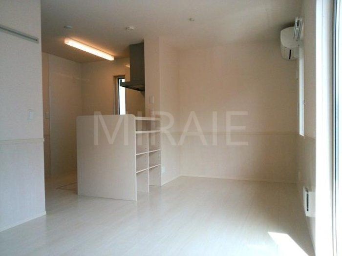 居室・リビング　物件画像