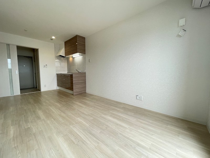 居室・リビング　※別号室の写真使用中