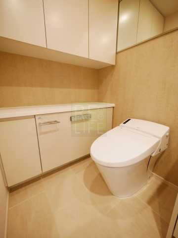 トイレ　プライムメゾン早稲田通り別部屋参考写真