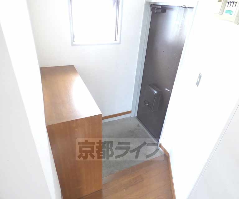 玄関　玄関です。