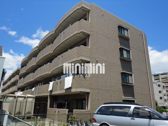 建物外観　４階建てのマンションです。