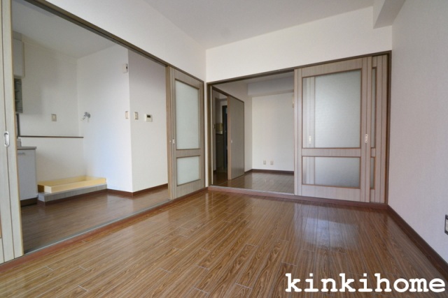 居室・リビング　２面採光のお部屋