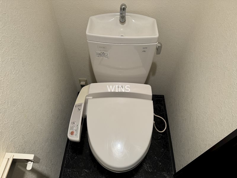 トイレ　別部屋参考写真です