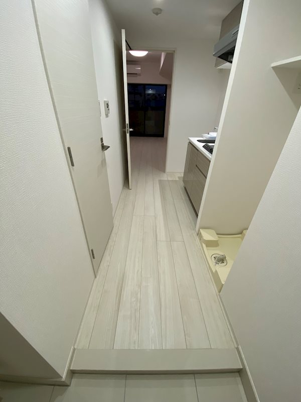 玄関　※参考写真