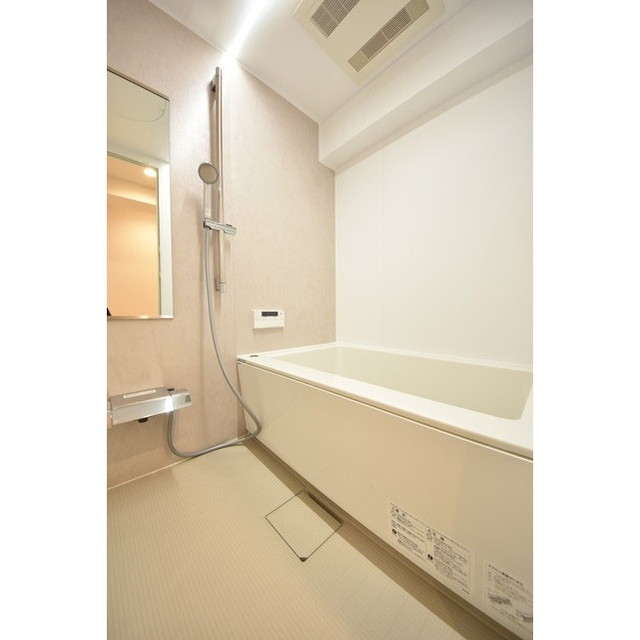 バス・シャワールーム　当社提携物件の為、どこよりも安く早く安心してご契約できます。