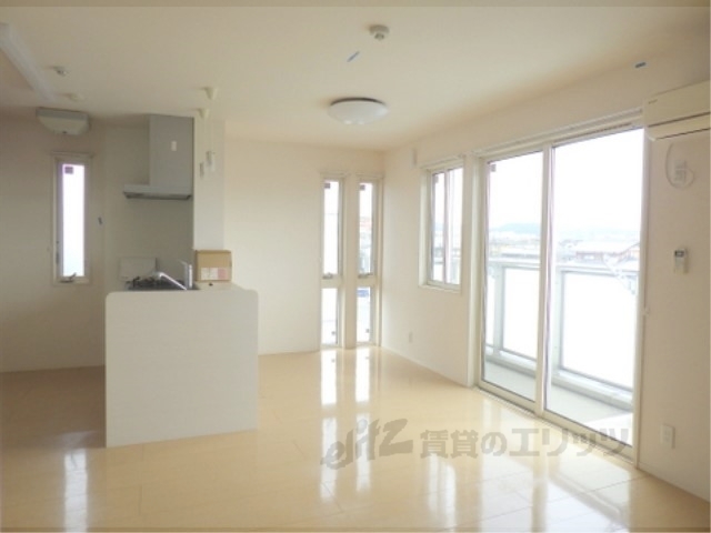 居室・リビング　リビング