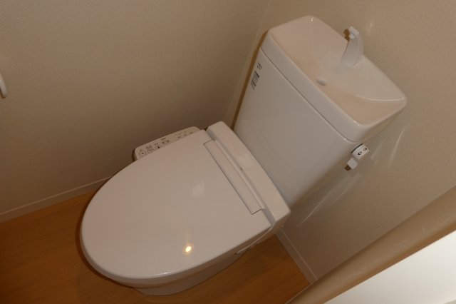 トイレ　シャワー付きトイレ