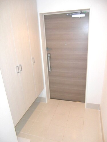 玄関　玄関　※前回募集時2019年6月の写真