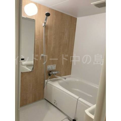 バス・シャワールーム　詳細は、ウィンドワード中の島店までご相談下さい。
