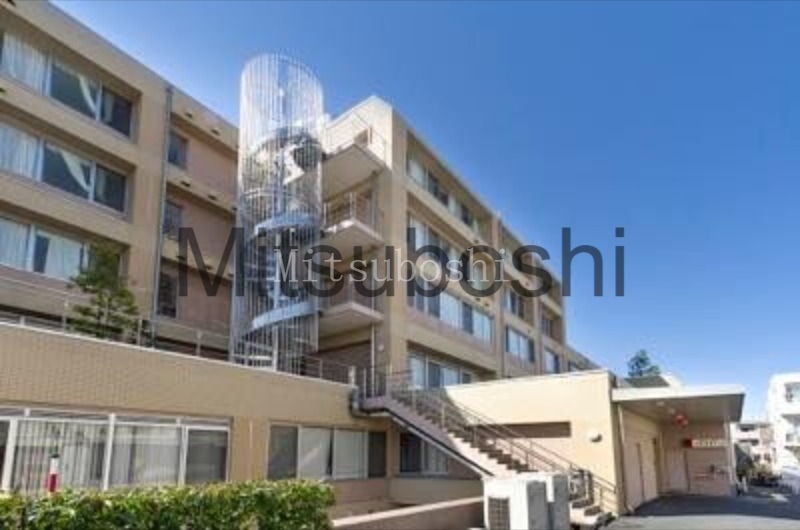 病院　公益財団法人東京都医療保健協会練馬総合病院（病院）まで742m