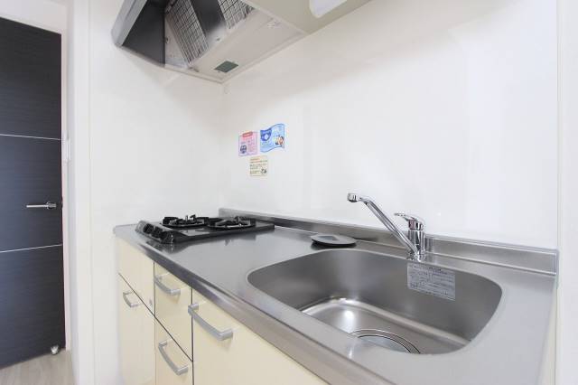 キッチン　料理好きに嬉しいガスキッチン２口です