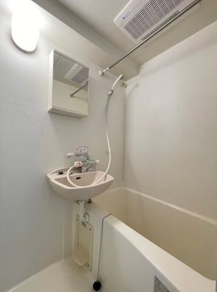 バス・シャワールーム　☆ゆったりくつろげるお風呂☆