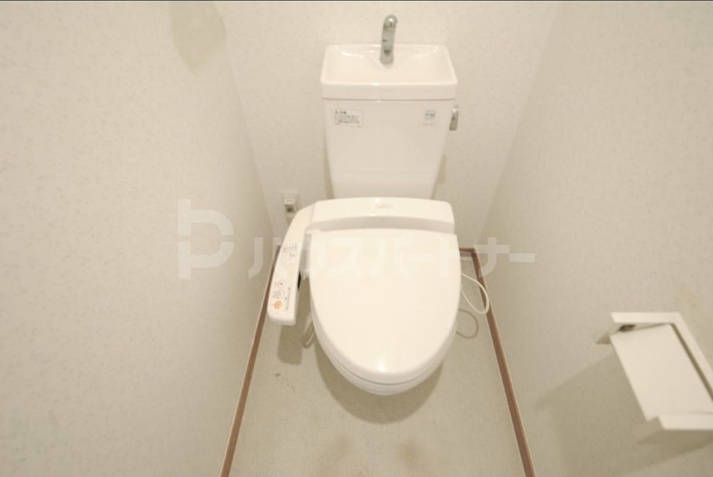 トイレ　リフォーム中です。