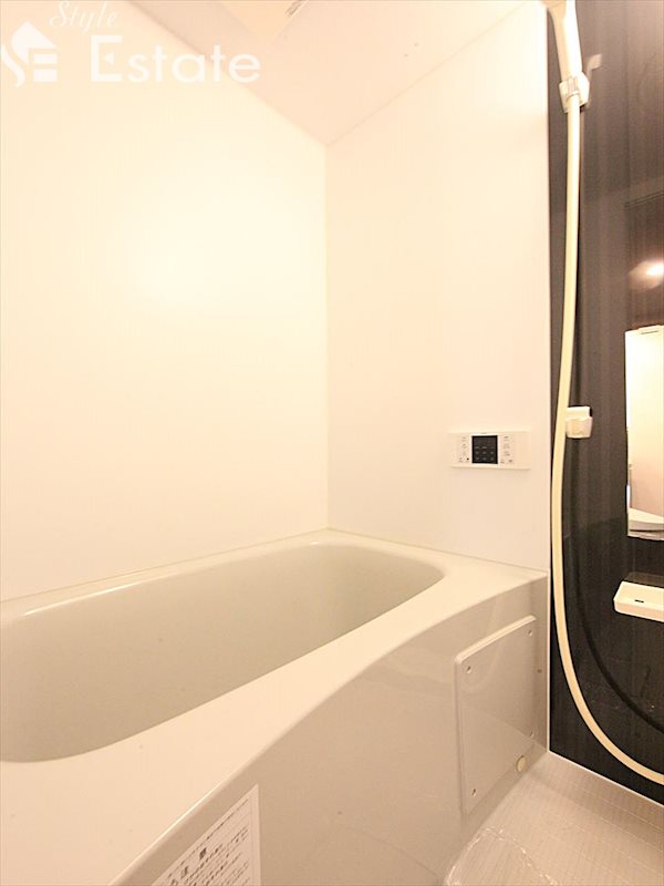 バス・シャワールーム　バスルーム