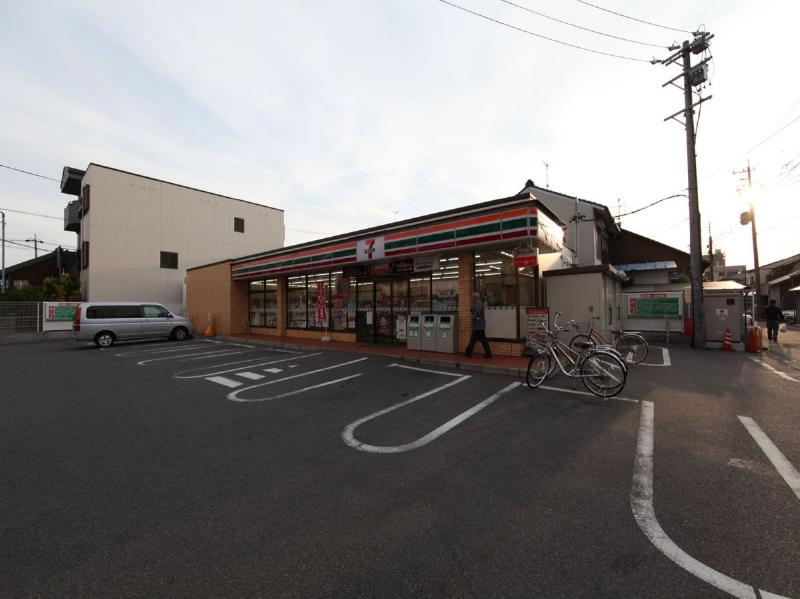 コンビニ　セブンイレブン名古屋天塚町店（コンビニ）まで279m