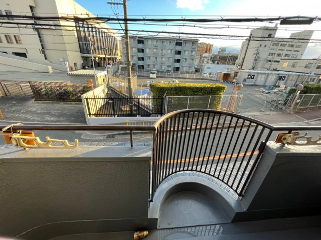 バルコニー　(参考)同マンション他部屋の写真