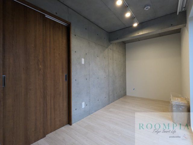 居室・リビング　エントランス