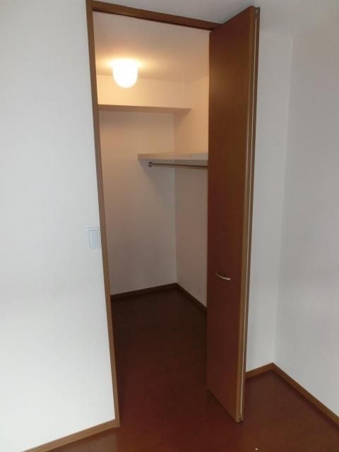 収納　ウォークインクローゼット完備