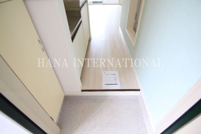 玄関　他部屋写真