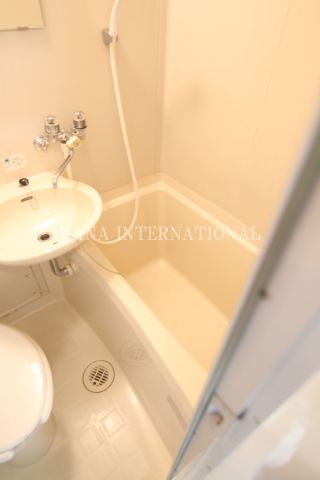 バス・シャワールーム　他部屋写真