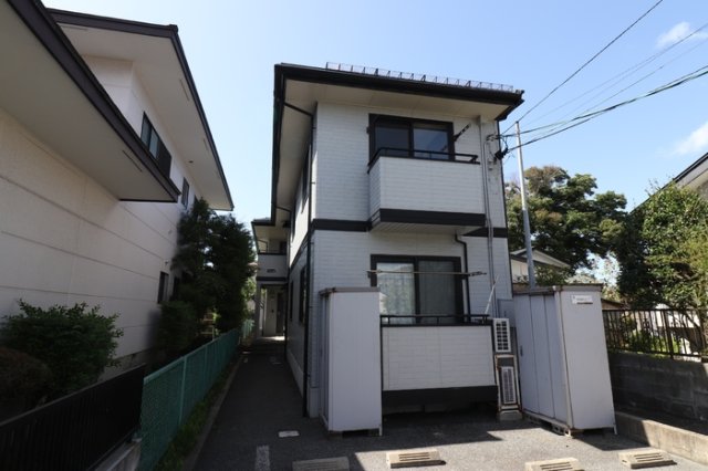 建物外観　外観は落ち着いています