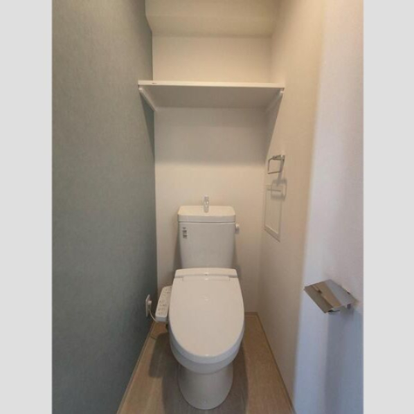 トイレ　※反転タイプとなります