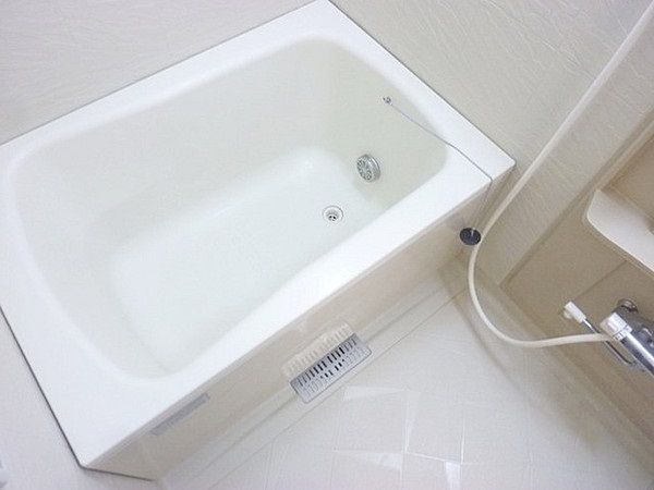 バス・シャワールーム　※別部屋の参考写真です。