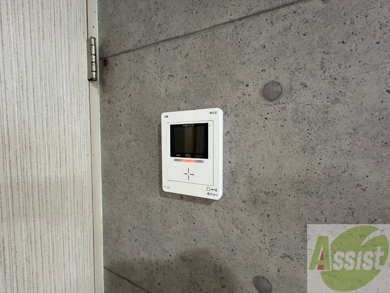 セキュリティ　ＴＶモニター付インターホンです。来客者の顔が見えるので安心！