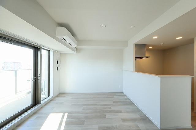 ロビー　居室、リビング