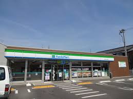 コンビニ　ファミリーマート花尻ききょう町店（コンビニ）まで300m