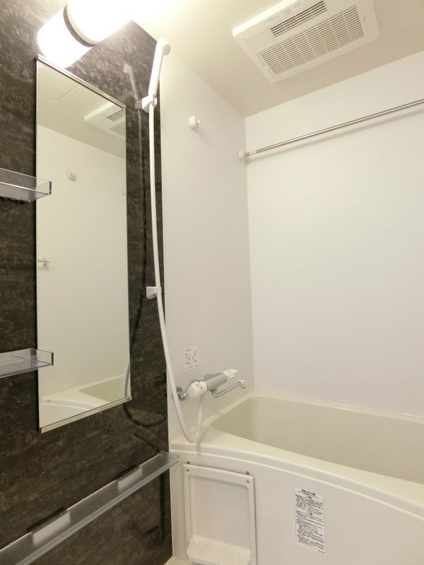 バス・シャワールーム　☆ゆったりくつろげるお風呂☆