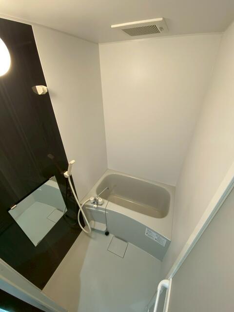 バス・シャワールーム　?