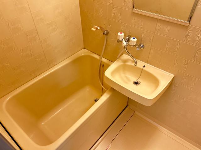 バス・シャワールーム　バス
