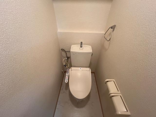 トイレ　シャワー付トイレ