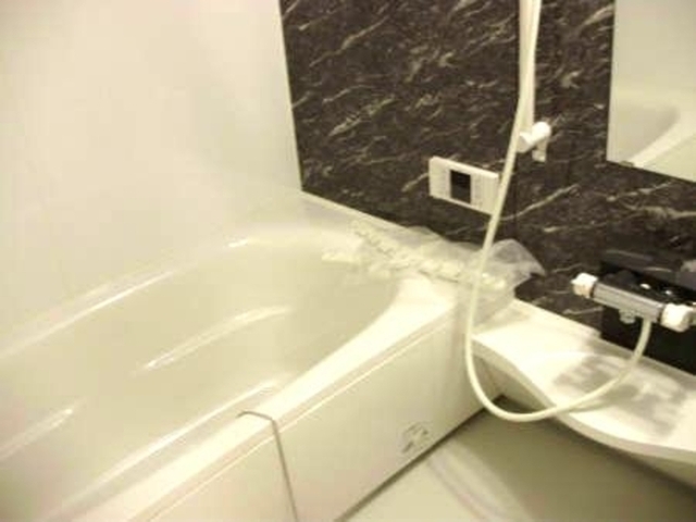 居室・リビング　浴室