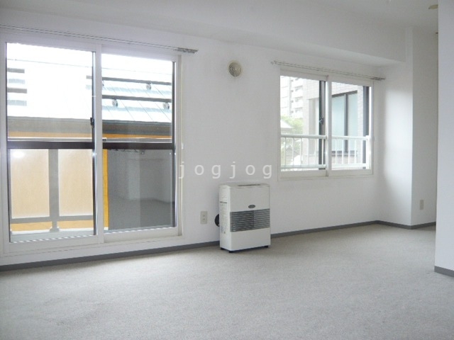 居室・リビング　同号室タイプ写真