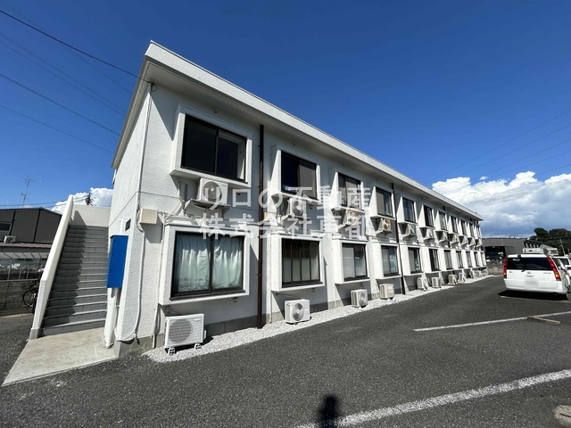 建物外観　丈夫で安心の鉄筋コンクリート造マンションです☆