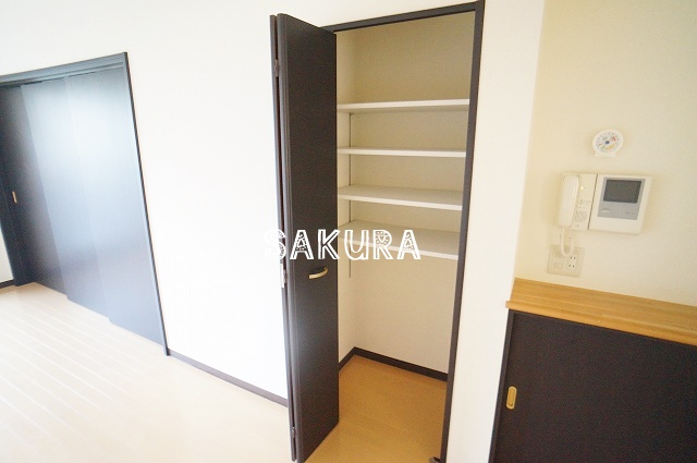 セキュリティ　安心のモニター付きインターホンです♪