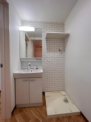 洗面設備　洗濯機置けます