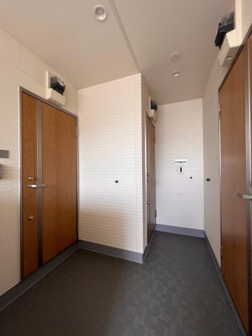 その他設備　玄関ドアにTVインターフォン