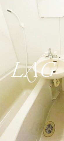 バス・シャワールーム　お風呂です。