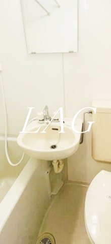 洗面設備　洗面台です。