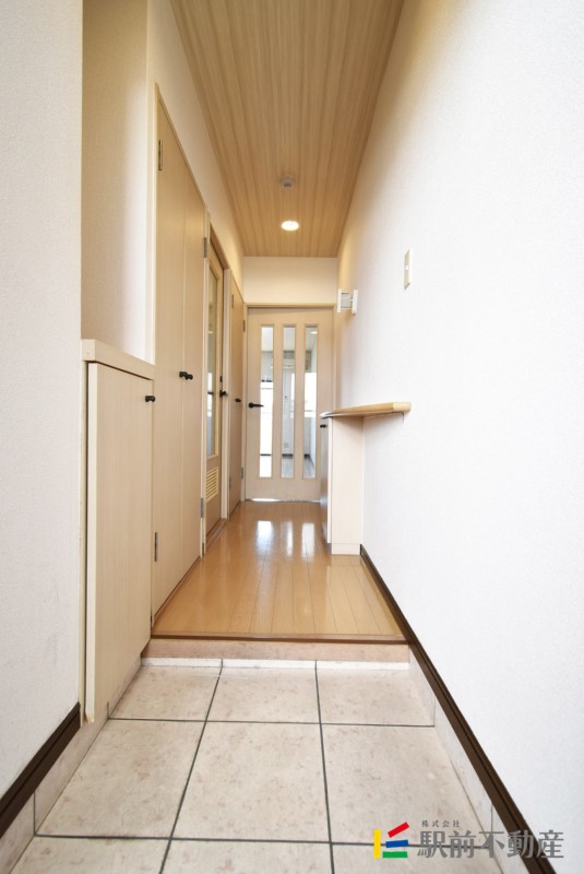 玄関　※同タイプ別部屋